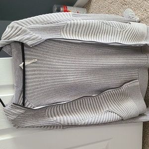 Size 12, ribbed Lululemon zip up hoodie